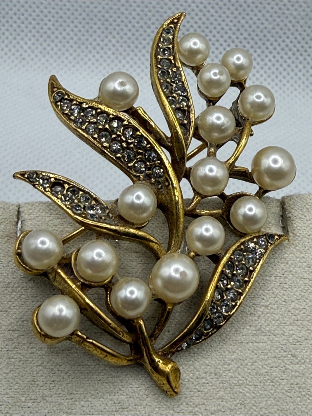 Vintage Gold-Tone Pearl and Crystal Leaf Brooch pin & bonus